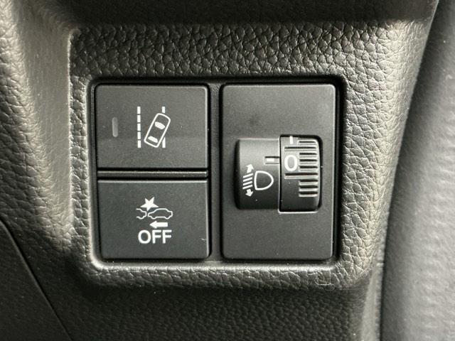 N-BOXカスタム L ホンダ認定中古車 純正ナビ LEDライト Pソナー 1オーナー サイドエアバッグ ナビTV Aストップ シートヒータ 点検記録簿 キーフリーシステム リアカメ クルーズコントロール AC スマキー(10枚目)
