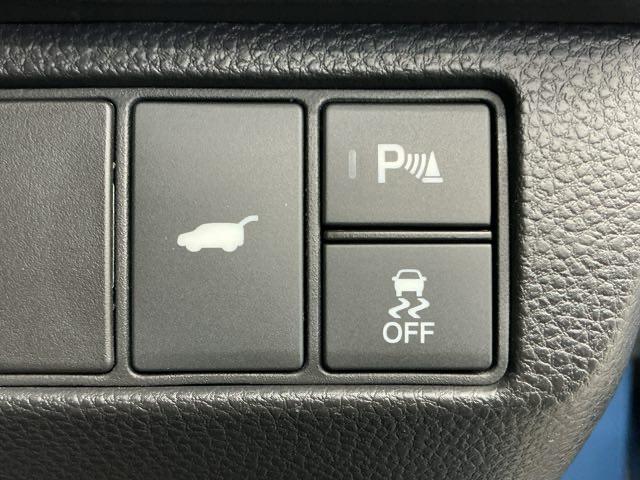 ヴェゼル e:HEVZ・PLaYパッケージ ホンダ認定中古車 デモカー 全周囲カメラ オートクルーズコントロール アイドリングストップ ドラレコ LEDヘッド USB 電動テールゲート 衝突被害軽減システム リヤカメラ フルセグテレビ ETC(11枚目)