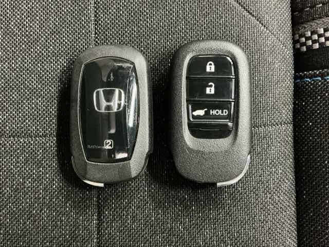 ヴェゼル e:HEVZ・PLaYパッケージ ホンダ認定中古車 デモカー 全周囲カメラ オートクルーズコントロール アイドリングストップ ドラレコ LEDヘッド USB 電動テールゲート 衝突被害軽減システム リヤカメラ フルセグテレビ ETC(19枚目)