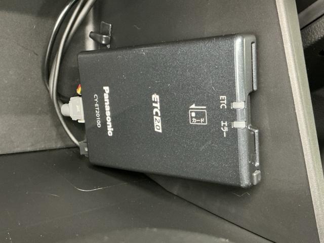 N-WGNカスタム L・ターボ ホンダ認定中古車 バックカメラ LED 衝突被害軽減装置 クリアランスソナー Bカメ サイドエアバック 前席シートヒーター イモビ スマートキー・プッシュスタート キーフリー 横滑り防止 ETC車載器(8枚目)