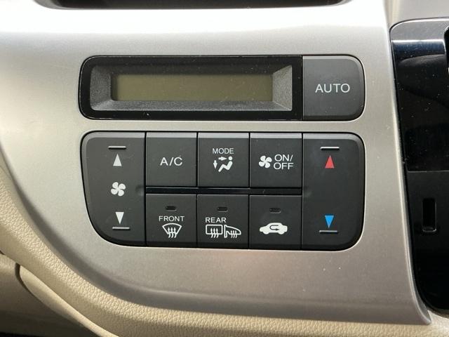 N-WGN GSSパッケージ ホンダ認定中古車 社外ドラレコ 4WD DVD ドライブレコーダー フルセグTV ESC ワンオーナー 盗難防止システム 衝突軽減ブレーキ ETC車載器 シートヒーター ABS バックモニター(11枚目)