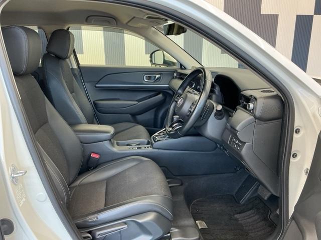 ヴェゼル ｅ：ＨＥＶＺ　ホンダ認定中古車　社外ドラレコ前後　衝突回避支援ブレーキ機能　１オナ　スマキ　Ｐトランク　フルオートエアコン　Ｄレコ　エアバッグ　両席エアバック　Ｒカメ　記録簿付　パワーウィンドウ　ＬＥＤランプ（15枚目）