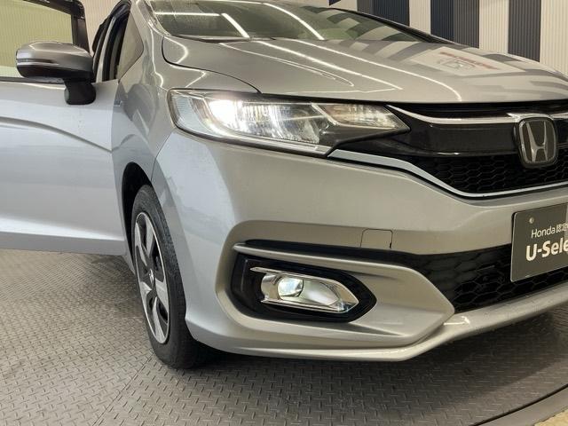 フィットハイブリッド Lホンダセンシング ホンダ認定中古車 純正ドラレコ前 LED 軽減ブレーキ Rカメ サイドSRS 横滑り防止 ドライブレコーダー 記録簿 パワーステアリング 盗難防止装置 オートクルーズ ETC車載器 ABS Aストップ(24枚目)