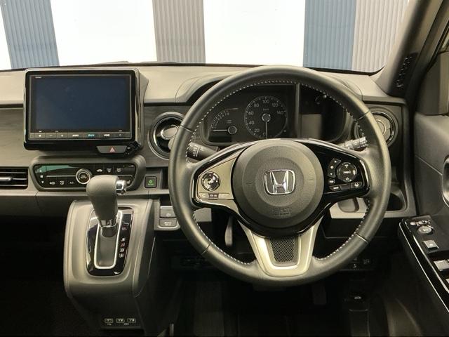 Ｎ－ＯＮＥ プレミアム　ホンダ認定中古車　デモカー　純正ドラレコ　ＵＳＢポート　衝突軽減　ＥＳＣ　コーナーセンサー　ＬＥＤ　シ－トヒ－タ－　バックカメラ　フルセグ　カーテンエアバック　ナビＴＶ　スマートキー　ＡＡＣ　ＥＴＣ（17枚目）