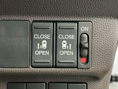 ������Ǥ���ߤ�ڡ���ξ¦��ư���饤�ɥɥ��Ǥ��� 2