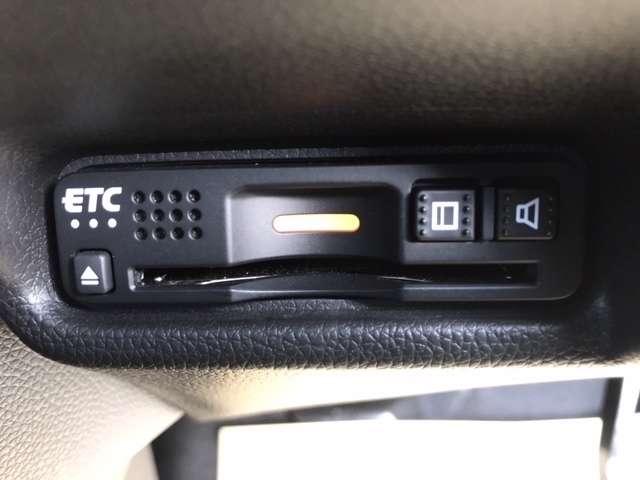 13G・F 走行28300km ワンオーナー 純正メモリーナビ バックカメラ ETC Bluetooth CD DVD再生 フルセグTV 横滑り防止装置 スマートキー(13枚目)