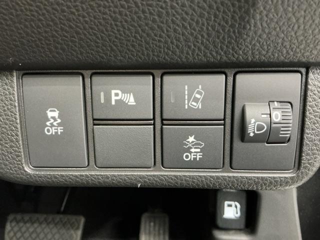 N-ONE RS ホンダ認定中古車 社外ドラレコ前後 サイドカーテンエアバック クリアランスソナー シートヒータ 横滑り防止機能 インテリキー ETC付き AAC Bカメ アイドリングストップ機能 Aライト ABS(11枚目)