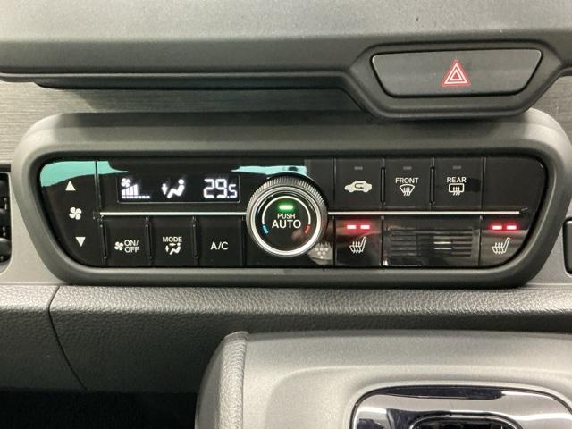 N-ONE RS ホンダ認定中古車 社外ドラレコ前後 サイドカーテンエアバック クリアランスソナー シートヒータ 横滑り防止機能 インテリキー ETC付き AAC Bカメ アイドリングストップ機能 Aライト ABS(12枚目)