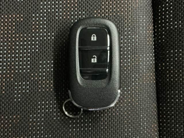 ヴェゼル e:HEVX・HuNTパッケージ デモカー 純正ドラレコ LED 純正ナビ 盗難防止システム 地デジフルセグ サイドエアバッグ Bカメラ クリアランスソナー 横滑り防止機能 スマートキー オートライト エアコン ドライブレコーダー(17枚目)