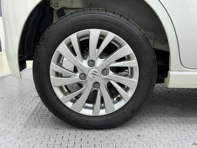 ワゴンＲ ＦＺ　衝突軽減ブレーキ　シートヒーター　ＨＩＤ　ＲＢＳ　ＤＶＤ再生可能　ナビ＆ＴＶ　ｉ－ｓｔｏｐ　スマートキープッシュスタート　セキュリティアラーム　エアコン　パワーステアリング　フルセグ　ＥＳＣ　ＡＢＳ（19枚目）