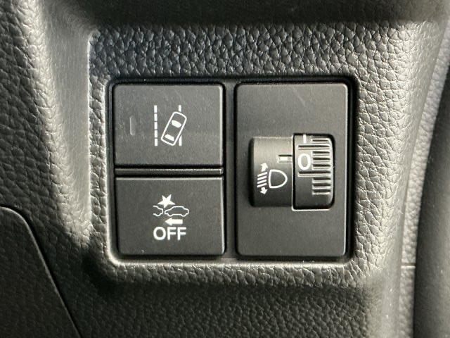 N-BOXカスタム L ホンダ認定中古車 純正ドラレコ前後 Pソナー 1オーナー サイドエアバッグ ナビTV Aストップ シートヒータ 点検記録簿 キーフリーシステム LEDライト リアカメ クルーズコントロール AC(12枚目)