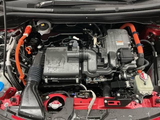 フィット ｅ：ＨＥＶＲＳ　ホンダ認定中古車　純正ドラレコ前後　エアバッグ　ナビ＆ＴＶ　パワーウィンドウ　助手席エアバッグ　Ｄレコ　フルセグテレビ　ＬＥＤヘッドランプ　セキュリティアラーム　フルオートエアコン　ＥＴＣ装備　ＵＳＢ（20枚目）