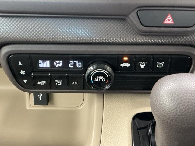 Ｎ－ＢＯＸ Ｇホンダセンシング　ホンダ認定中古車　バックカメラ　ＥＴＣ　盗難防止システム　ナビＴＶ　スマキー　ＬＥＤ　ＤＶＤ再生機能　横滑り防止　記録簿　ＵＳＢ　パワーウィンドウ　ＡＡＣ　地デジＴＶ　クルコン　オートライト　両スラ（10枚目）