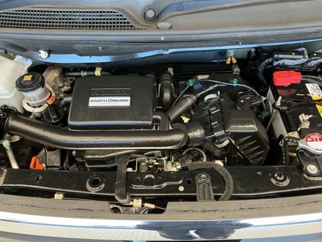 Ｎ－ＢＯＸ Ｇホンダセンシング　ホンダ認定中古車　バックカメラ　ＥＴＣ　盗難防止システム　ナビＴＶ　スマキー　ＬＥＤ　ＤＶＤ再生機能　横滑り防止　記録簿　ＵＳＢ　パワーウィンドウ　ＡＡＣ　地デジＴＶ　クルコン　オートライト　両スラ（16枚目）