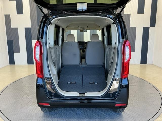 Ｎ－ＢＯＸ Ｇホンダセンシング　ホンダ認定中古車　バックカメラ　ＥＴＣ　盗難防止システム　ナビＴＶ　スマキー　ＬＥＤ　ＤＶＤ再生機能　横滑り防止　記録簿　ＵＳＢ　パワーウィンドウ　ＡＡＣ　地デジＴＶ　クルコン　オートライト　両スラ（18枚目）