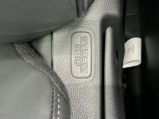 ヴェゼル e:HEVZ BSI・後退出庫サポートレス 純正ドラレコ前後 全周囲カメラ LED 衝突回避支援ブレーキ機能 1オナ スマキ Pトランク フルオートエアコン Dレコ エアバッグ 両席エアバック Rカメ 記録簿付(14枚目)