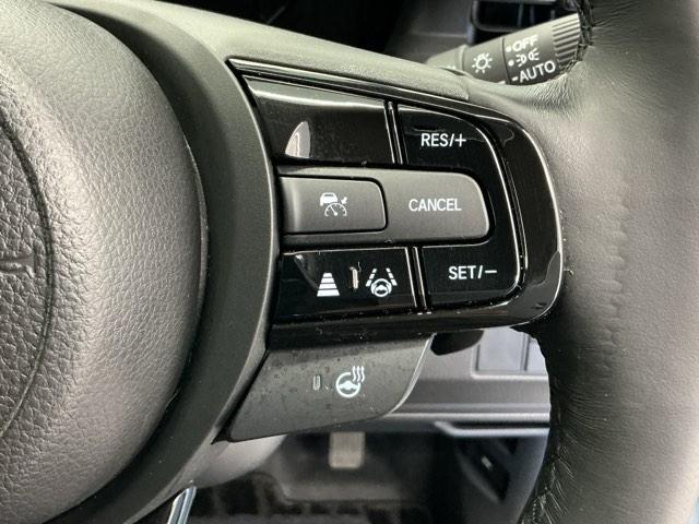 ヴェゼル e:HEVZ BSI・後退出庫サポートレス 純正ドラレコ前後 全周囲カメラ LED 衝突回避支援ブレーキ機能 1オナ スマキ Pトランク フルオートエアコン Dレコ エアバッグ 両席エアバック Rカメ 記録簿付(16枚目)