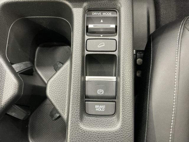 ヴェゼル e:HEVZ ホンダ認定中古車 純正ドラレコ前 LED 衝突回避支援ブレーキ機能 1オナ スマキ Pトランク フルオートエアコン Dレコ エアバッグ 両席エアバック Rカメ 記録簿付 パワーウィンドウ ソナー(10枚目)