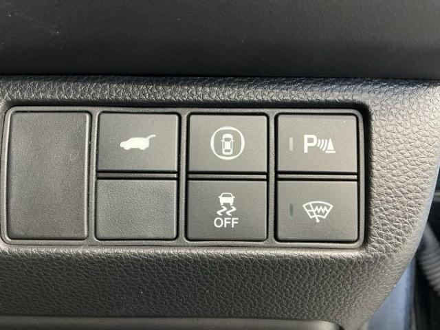 ヴェゼル e:HEVZ ホンダ認定中古車 純正ドラレコ前 LED 衝突回避支援ブレーキ機能 1オナ スマキ Pトランク フルオートエアコン Dレコ エアバッグ 両席エアバック Rカメ 記録簿付 パワーウィンドウ ソナー(11枚目)