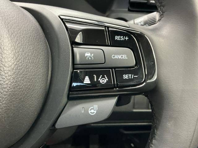 ヴェゼル e:HEVZ ホンダ認定中古車 純正ドラレコ前 LED 衝突回避支援ブレーキ機能 1オナ スマキ Pトランク フルオートエアコン Dレコ エアバッグ 両席エアバック Rカメ 記録簿付 パワーウィンドウ ソナー(12枚目)