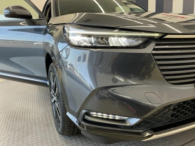 ヴェゼル e:HEVZ ホンダ認定中古車 純正ドラレコ前 LED 衝突回避支援ブレーキ機能 1オナ スマキ Pトランク フルオートエアコン Dレコ エアバッグ 両席エアバック Rカメ 記録簿付 パワーウィンドウ ソナー(24枚目)