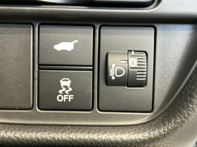 ZR-V X ホンダ認定中古車 デモカー 純正ドラレコ クリアランスソナー 地デジ Bカメ オートクルーズコントロール ESC サイドカーテンエアバック エアコン 盗難防止装置 LEDライト 運転席エアバッグ(10枚目)