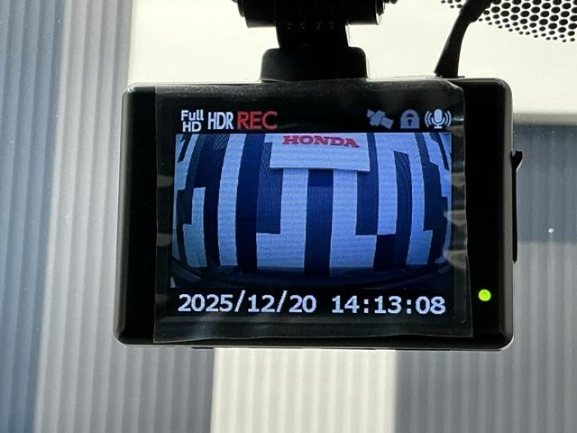 ステップワゴンスパーダ スパーダハイブリッドG・EXホンダセンシング ホンダ認定中古車 社外ドラレコ前 ETC フルオートエアコン キーフリー Sヒーター 横滑防止 WAC ドラレコ付 セキュリティアラーム DVD再生可 パワーウインドウ USB接続 エアバッグ 記録簿(6枚目)