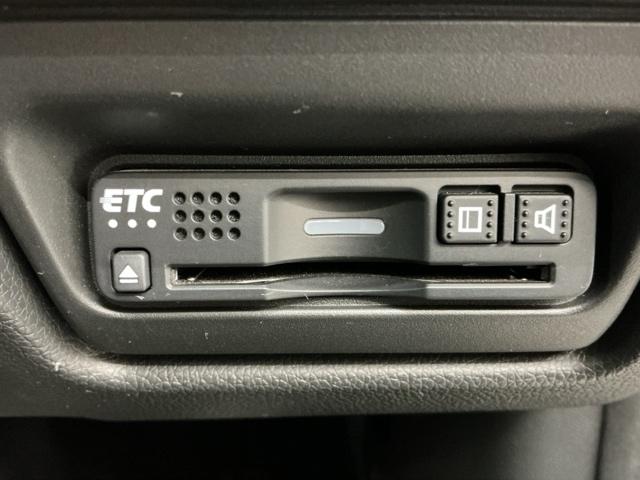 ステップワゴンスパーダ スパーダハイブリッドG・EXホンダセンシング ホンダ認定中古車 社外ドラレコ前 ETC フルオートエアコン キーフリー Sヒーター 横滑防止 WAC ドラレコ付 セキュリティアラーム DVD再生可 パワーウインドウ USB接続 エアバッグ 記録簿(10枚目)