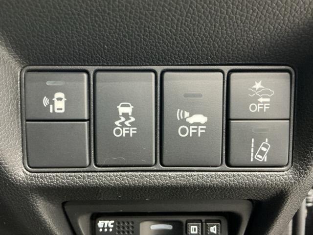 ステップワゴンスパーダ スパーダハイブリッドG・EXホンダセンシング ホンダ認定中古車 社外ドラレコ前 ETC フルオートエアコン キーフリー Sヒーター 横滑防止 WAC ドラレコ付 セキュリティアラーム DVD再生可 パワーウインドウ USB接続 エアバッグ 記録簿(12枚目)