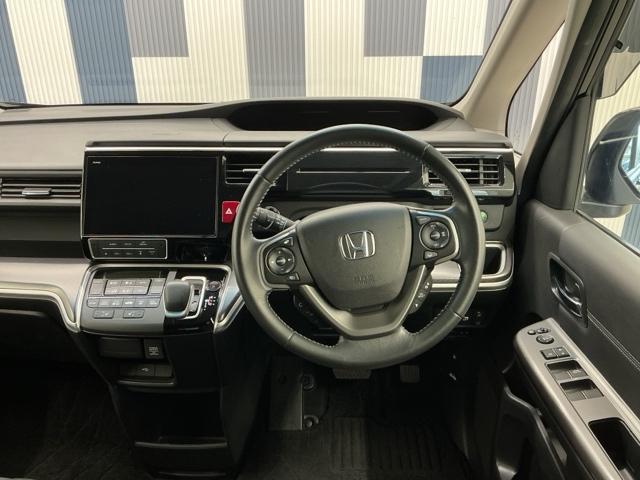 ステップワゴンスパーダ スパーダハイブリッドG・EXホンダセンシング ホンダ認定中古車 社外ドラレコ前 ETC フルオートエアコン キーフリー Sヒーター 横滑防止 WAC ドラレコ付 セキュリティアラーム DVD再生可 パワーウインドウ USB接続 エアバッグ 記録簿(17枚目)