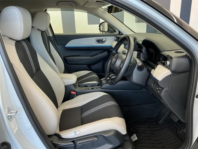 ヴェゼル e:HEVZ・PLaYパッケージ ホンダ認定中古車 デモカー 純正ドラレコ オートクルーズコントロール アイドリングストップ LEDヘッド USB 電動テールゲート 衝突被害軽減システム リヤカメラ フルセグテレビ 横滑り防止装置(16枚目)