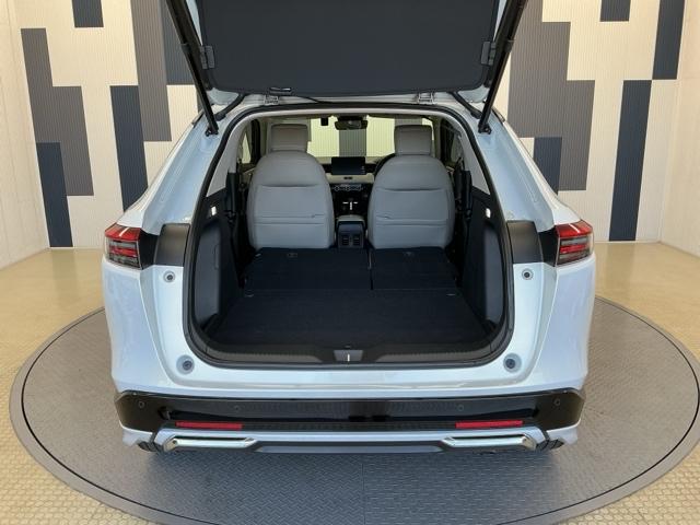 ヴェゼル e:HEVZ・PLaYパッケージ ホンダ認定中古車 デモカー 純正ドラレコ オートクルーズコントロール アイドリングストップ LEDヘッド USB 電動テールゲート 衝突被害軽減システム リヤカメラ フルセグテレビ 横滑り防止装置(22枚目)