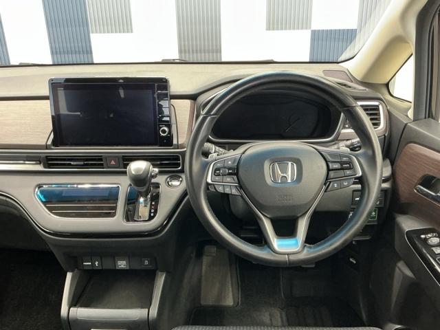 オデッセイ アブソルート・ＥＸ　ホンダ認定中古車　全周囲カメラ　ＬＥＤ　パーキングサポート　整備記録簿　シ－トヒ－タ－　バックモニター　ＷＡＣ　フロントカメラ　スマ－トキ－　セキュリティーアラーム　３列シート　ＤＶＤ再生　エアバック（16枚目）