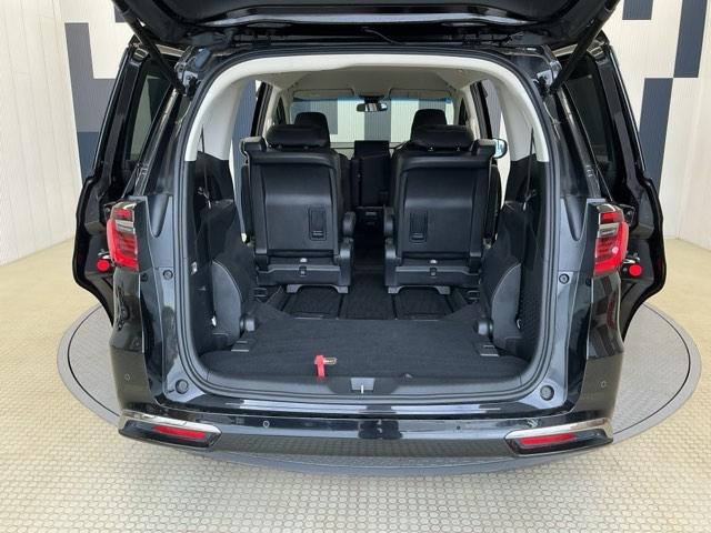 オデッセイ アブソルート・ＥＸ　ホンダ認定中古車　全周囲カメラ　ＬＥＤ　パーキングサポート　整備記録簿　シ－トヒ－タ－　バックモニター　ＷＡＣ　フロントカメラ　スマ－トキ－　セキュリティーアラーム　３列シート　ＤＶＤ再生　エアバック（20枚目）