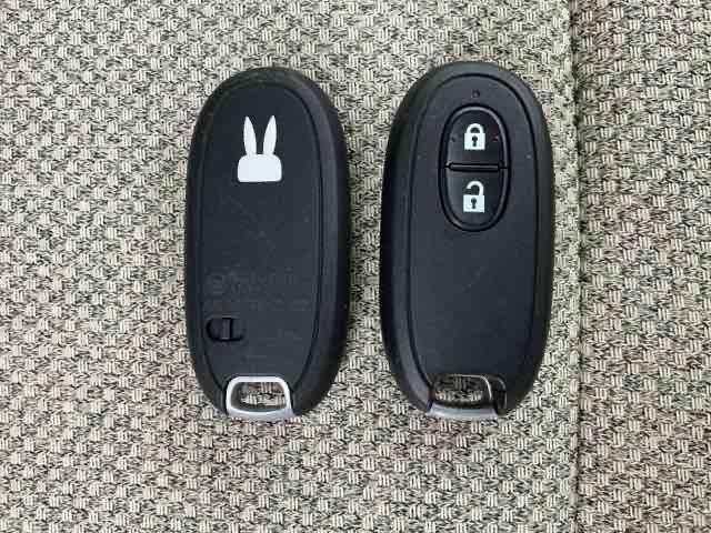 スマートキーです！ドアの施錠・解錠・エンジンの始動がスムーズで大変便利です！