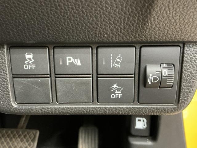 Ｎ－ＯＮＥ ＲＳ　ホンダ認定中古車　社外ドラレコ前後　サイドカーテンエアバック　記録簿　クリアランスソナー　シートヒータ　横滑り防止機能　インテリキー　ＥＴＣ付き　ＡＡＣ　オートクルーズコントロール　Ｂカメ　Ａライト（8枚目）