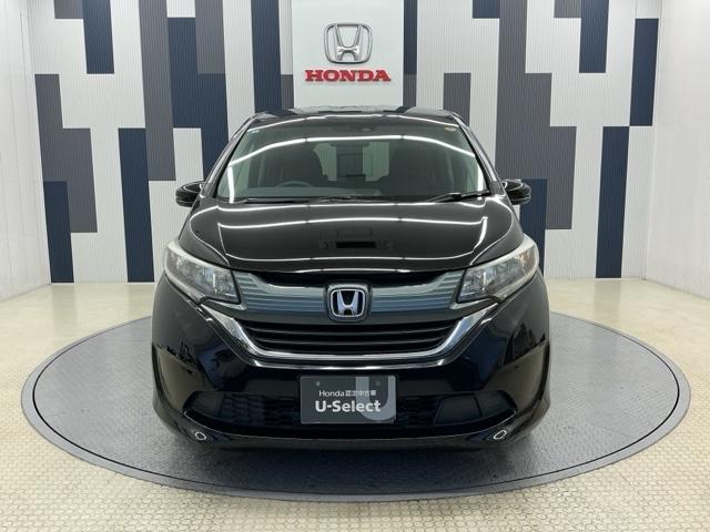 フリード+ G・ホンダセンシング ホンダ認定中古車 ワンオーナー 純正ナビ プリクラッシュ Bモニター 両側オートスライドドア パワーウインド スマートキー 両席エアバック PS フルセグ アイドリングS 盗難警報装置 クルコン(22枚目)