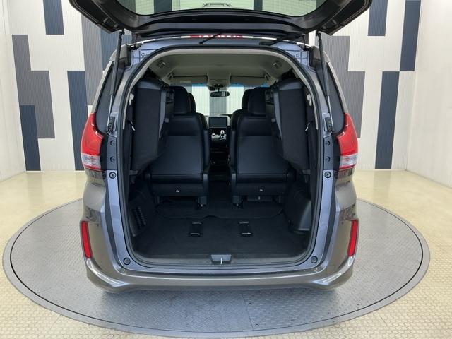 フリードハイブリッド ハイブリッド・EX ホンダ認定中古車 純正ナビ LEDライト 1オナ 地デジフルセグTV シ-トヒ-タ- 整備記録簿 リヤカメラ フルオートエアコン ABS DVD再生可 ウォークスルー サイドエアバッグ キーフリー(21枚目)