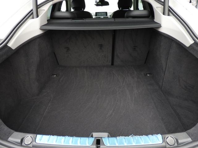 ４シリーズ ４２０ｉグランクーペ　ラグジュアリー　ブラックレザー（13枚目）