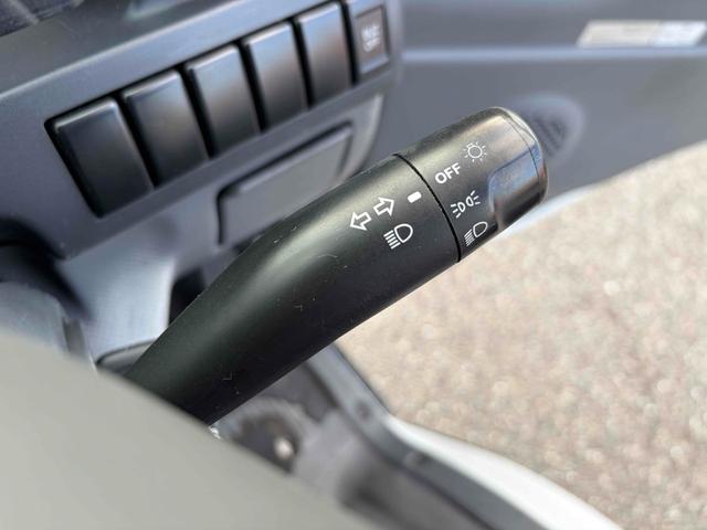 エルフトラック 　ＭＴ　後輪ダブル　バックカメラ　電動格納ミラー　エアコン　パワーウィンドウ　運転席エアバッグ（34枚目）