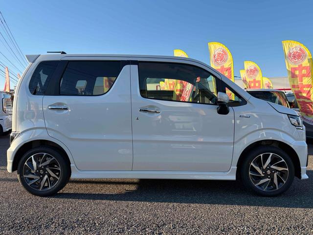 ワゴンRカスタムZ ハイブリッドZX 届出済未使用車 クリアランスソナー オートクルーズコントロール レーンアシスト 衝突被害軽減システム オートライト LEDヘッドランプ スマートキー 電動格納ミラー シートヒーター ベンチシート(8枚目)