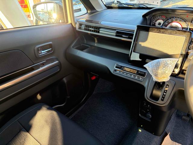 ワゴンRカスタムZ ハイブリッドZX 届出済未使用車 クリアランスソナー オートクルーズコントロール レーンアシスト 衝突被害軽減システム オートライト LEDヘッドランプ スマートキー 電動格納ミラー シートヒーター ベンチシート(29枚目)