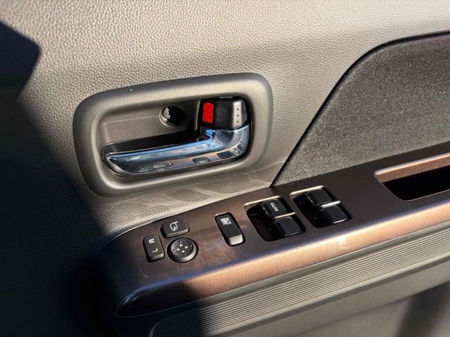 ワゴンRカスタムZ ハイブリッドZX 届出済未使用車 クリアランスソナー オートクルーズコントロール レーンアシスト 衝突被害軽減システム オートライト LEDヘッドランプ スマートキー 電動格納ミラー シートヒーター ベンチシート(30枚目)