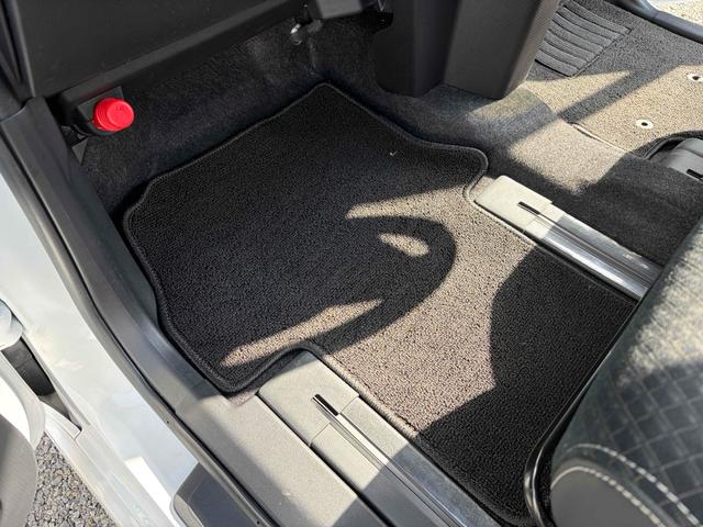 タント カスタムＸスタイルセレクション　ワンオーナー　禁煙車　ドラレコ　ＥＴＣ　バックカメラ　両側電動スライドドア　フルセグナビ　ＴＶ　Ｂｌｕｅｔｏｏｔｈ　クリアランスソナー　衝突軽減システム　オートライト　ＬＥＤヘッドランプ　スマートキー（42枚目）