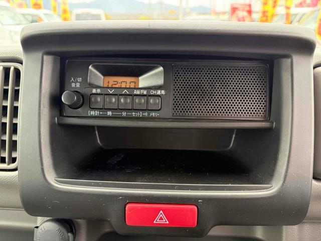 エブリイ ＰＡリミテッド　福岡県内のみでの販売　ＡＴ　ＥＴＣ　両側スライドドア　キーレスエントリー　アイドリングストップ　オートライト　盗難防止システム　ＡＢＳ　ＥＳＣ　エアコン　パワーステアリング　パワーウィンドウ（21枚目）