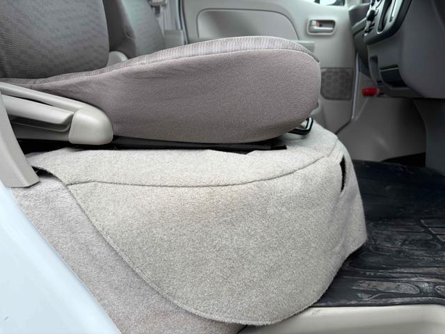 エブリイ ＰＡリミテッド　福岡県内のみでの販売　ＡＴ　ＥＴＣ　両側スライドドア　キーレスエントリー　アイドリングストップ　オートライト　盗難防止システム　ＡＢＳ　ＥＳＣ　エアコン　パワーステアリング　パワーウィンドウ（32枚目）