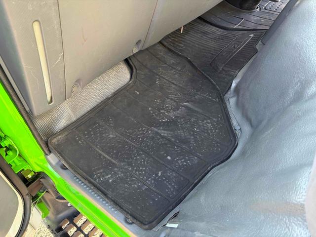 エルフトラック -30度設定 東プレ(MJ22LOC)車両総重量4175kg サイドドア バックカメラ 2tベース ショート キーレス スタッドレスタイヤ6本積載 MT 最大積載量1500kg 低温冷凍(49枚目)