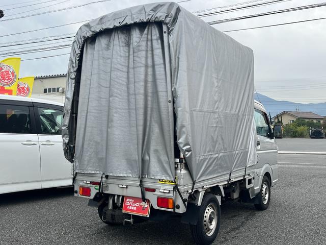 ＮＴ１００クリッパートラック ＤＸ　幌車　ホロ車　車検整備付　ワンセグナビ　ＥＴＣ　全高２４３ｍｍ　後部カーテン式　軽トラック　ＡＴ　エアコン　パワーステアリング　運転席エアバッグ　内外装仕上済　軽トラ　中古車（9枚目）