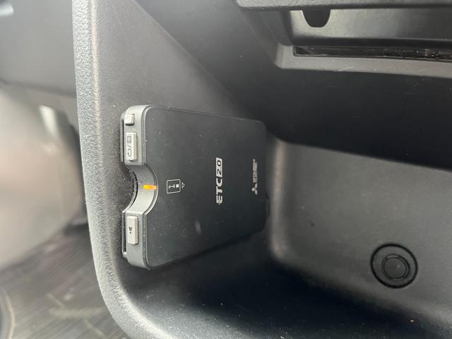 ＮＴ１００クリッパートラック ＤＸ　幌車　ホロ車　車検整備付　ワンセグナビ　ＥＴＣ　全高２４３ｍｍ　後部カーテン式　軽トラック　ＡＴ　エアコン　パワーステアリング　運転席エアバッグ　内外装仕上済　軽トラ　中古車（22枚目）