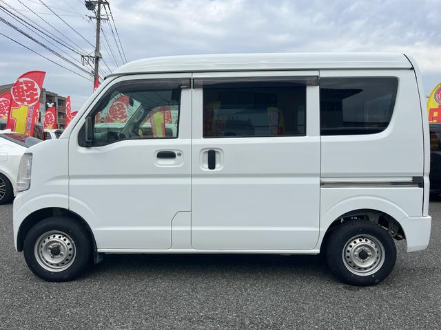 エブリイ ＰＡ　４ＡＴ　タイヤ４本新品　車検整備付　エアコン　パワステ　運転席エアバック　助手席エアバック　内外装仕上済　走行距離１０９０００Ｋｍ（10枚目）